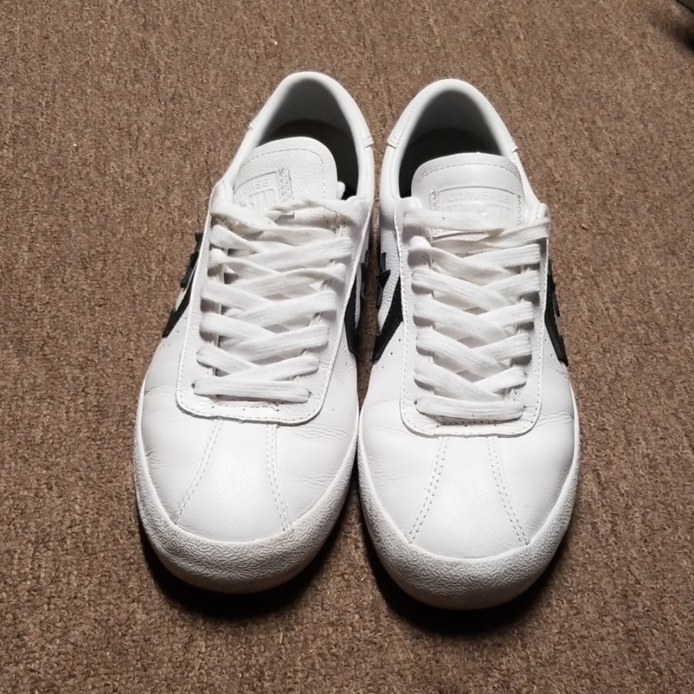 Sneakers - Picture 2 of 3